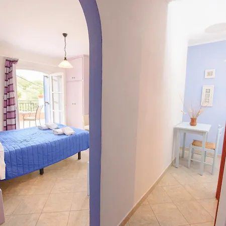 Maria Studios Poros Town Room photo