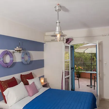 Maria Studios Poros Town Room photo