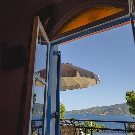 Maria Studios Poros Town Exterior photo
