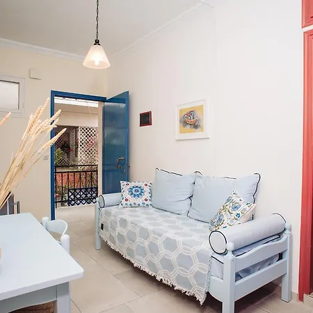 Maria Studios Poros Town Exterior photo