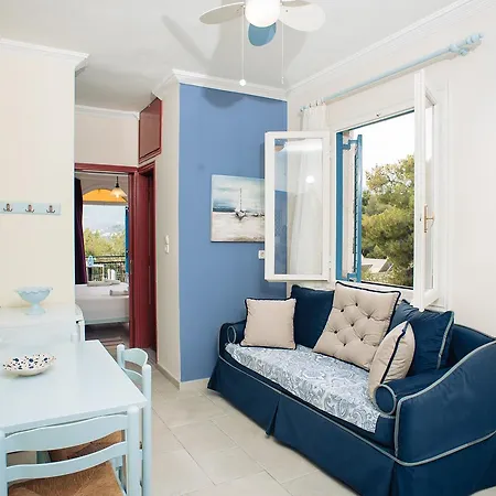 Maria Studios Poros Town Exterior photo
